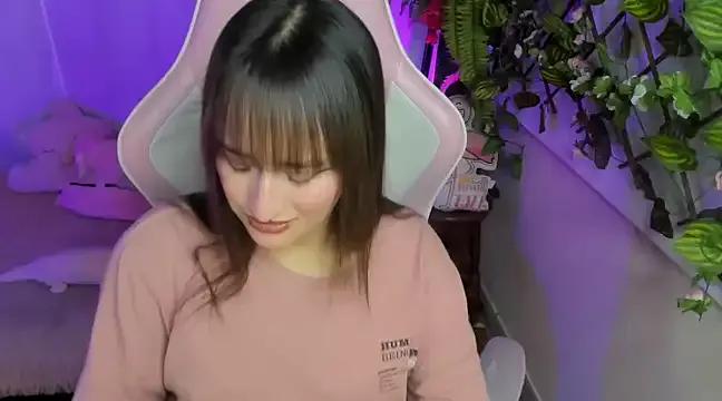 Try our streaming cams variety and talk on a personal level with our adorable girls streamers, showing off their bountiful shapes and dildos.