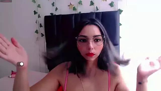 sara_arias00 from StripChat is Freechat