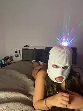 Sara_blanc from StripChat