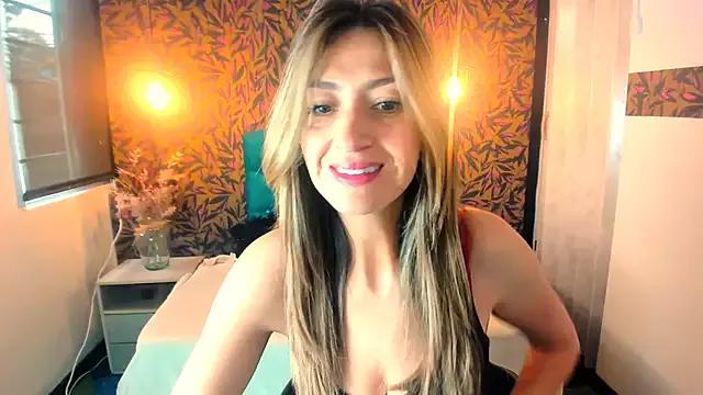 Sara_Bliss__ from StripChat