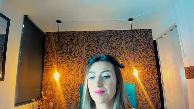 Sara_Bliss__ from StripChat