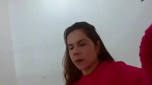 Sara_Brandon from StripChat