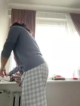 Sara_darling from StripChat