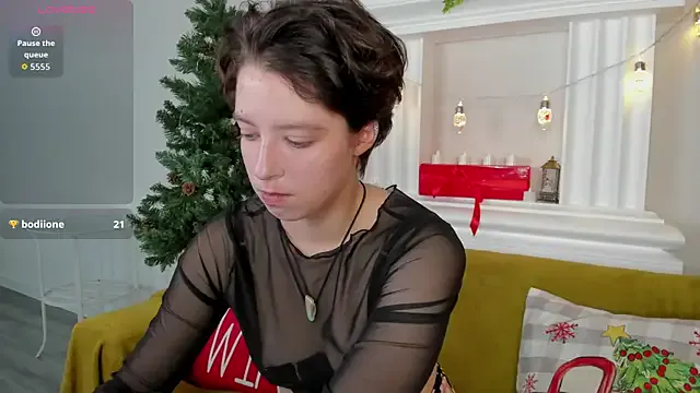 Sara_Frayer on StripChat 