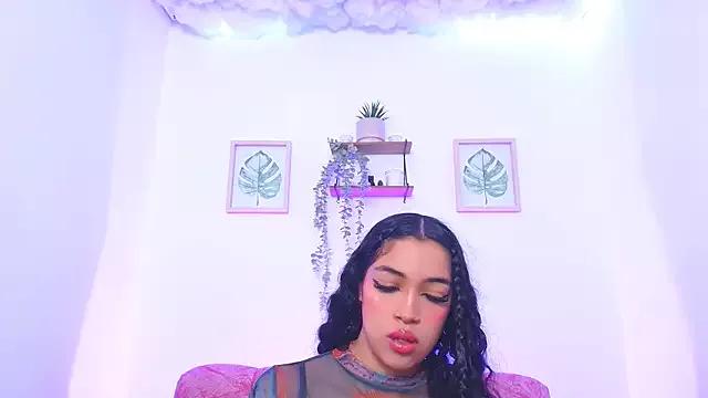 Try our streaming cams variety and talk on a personal level with our adorable girls streamers, showing off their bountiful shapes and dildos.