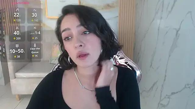 Try our streaming cams variety and talk on a personal level with our adorable girls streamers, showing off their bountiful shapes and dildos.