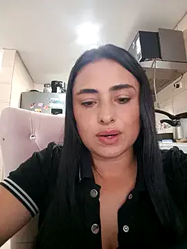 sara_nina on StripChat 