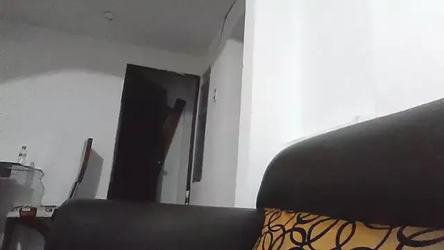 Sara_Paolaaa from StripChat