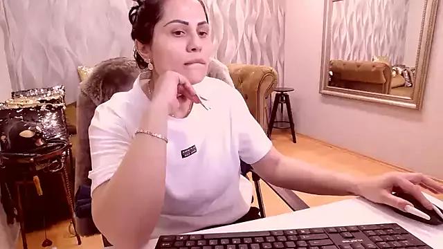 Try our streaming cams variety and talk on a personal level with our adorable girls streamers, showing off their bountiful shapes and dildos.