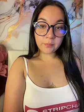 sara_roy04_ from StripChat is Freechat