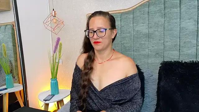 Saraa_Marrison_ from StripChat is Freechat