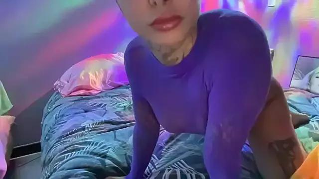 Saraabab from StripChat