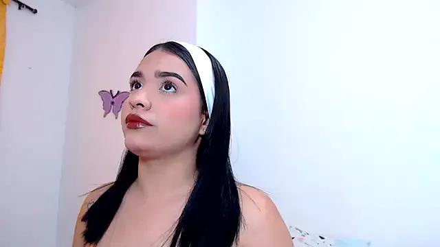SaraBlosson from StripChat
