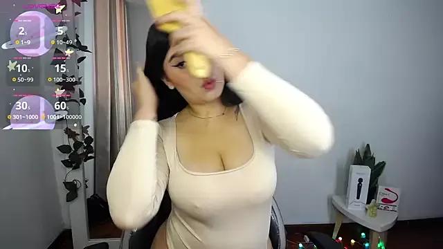 SaraBraun_ from StripChat