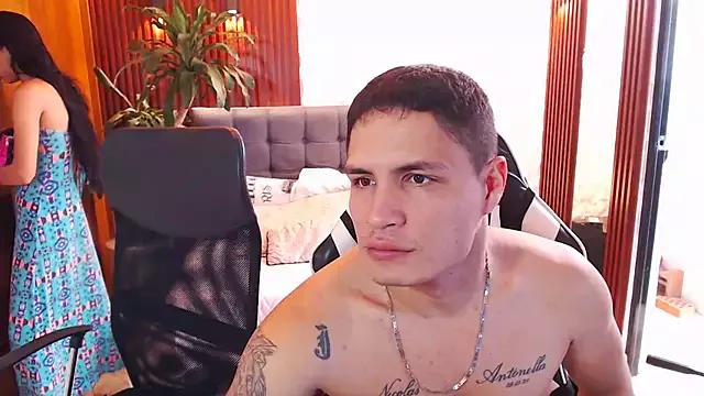 Try our streaming cams variety and talk on a personal level with our adorable girls streamers, showing off their bountiful shapes and dildos.