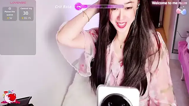 Sarah-2025 from StripChat