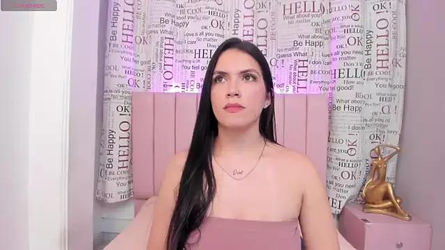 Sarah-Cooper from StripChat is Freechat