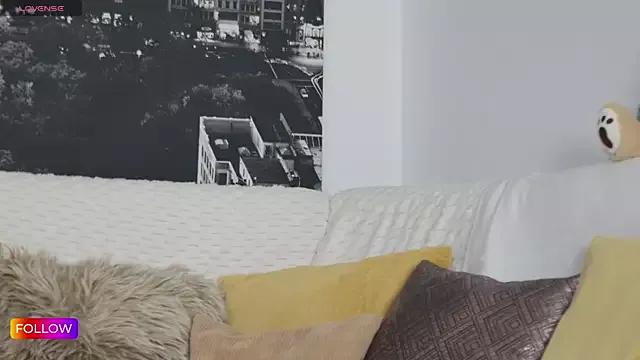 Try our streaming cams variety and talk on a personal level with our adorable girls streamers, showing off their bountiful shapes and dildos.