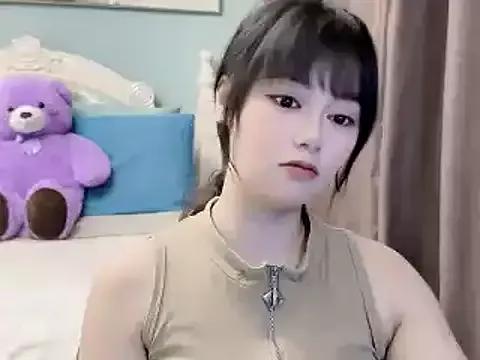 sarah111 from StripChat is Freechat