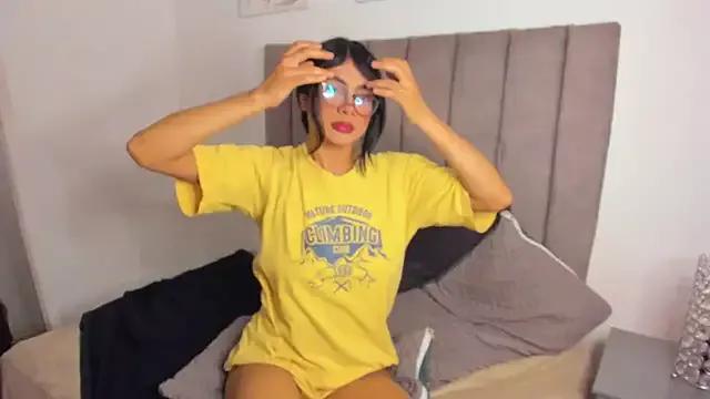 Try our streaming cams variety and talk on a personal level with our adorable girls streamers, showing off their bountiful shapes and dildos.