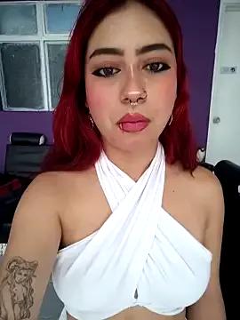 sarah_lark_ from StripChat