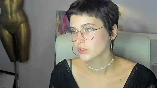 Sarah_perfect from StripChat