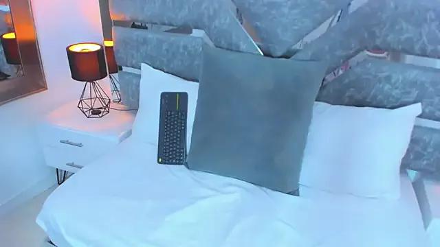 sarah_pregnant_ from StripChat