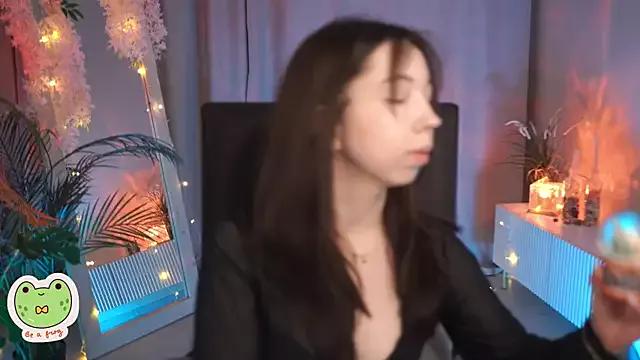 Sarah_Son from StripChat