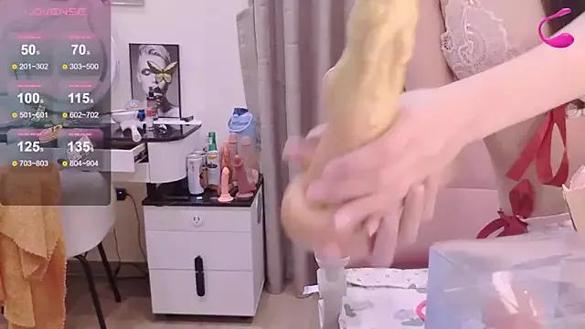 Try our streaming cams variety and talk on a personal level with our adorable girls streamers, showing off their bountiful shapes and dildos.