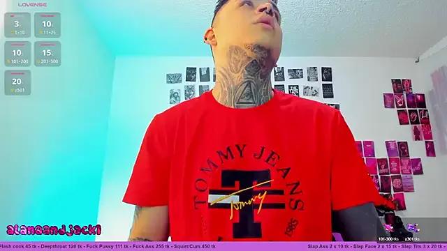 Sarahandzack from StripChat is Freechat