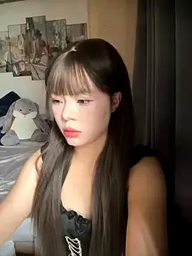 SarahBeii from StripChat is Freechat