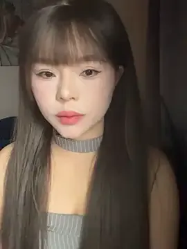 SarahBeii from StripChat is Freechat