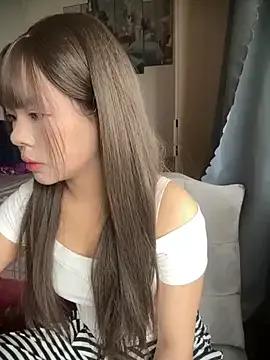SarahBeii from StripChat