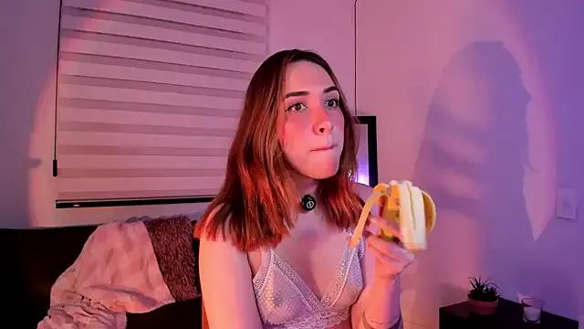 SarahCastillo_ from StripChat