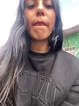 SarahCute14 from StripChat