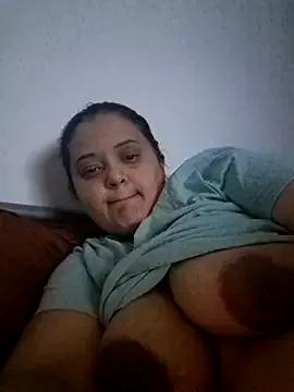 sarahhh1987 from StripChat