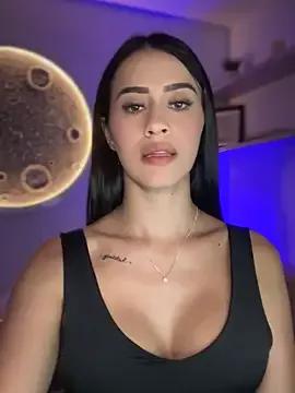 SarahhSmitth1 from StripChat