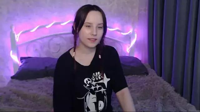 Try our streaming cams variety and talk on a personal level with our adorable girls streamers, showing off their bountiful shapes and dildos.