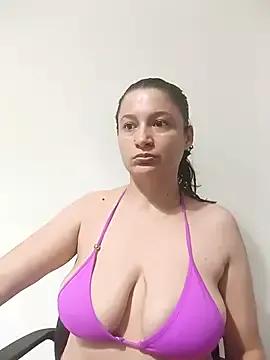 Saralopez90 from StripChat