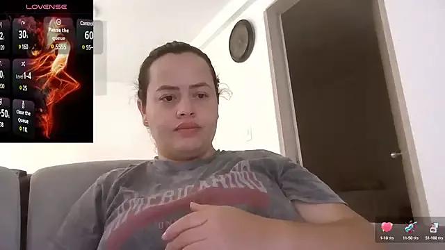 saramartinez1000 from StripChat