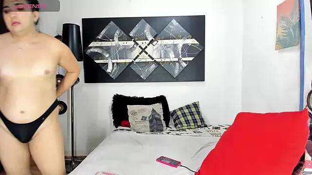 SARAMISHA from StripChat