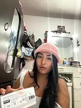 saranghae_ from StripChat is Freechat