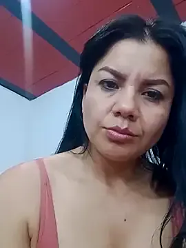 SaraNixx on StripChat 