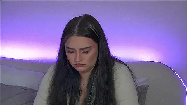 SaraOswald from StripChat