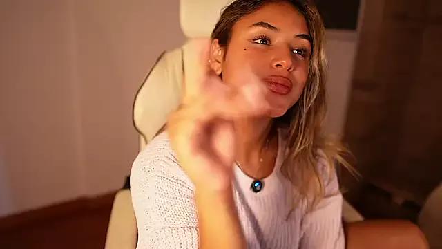 Try our streaming cams variety and talk on a personal level with our adorable girls streamers, showing off their bountiful shapes and dildos.