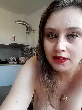Saraporca30 on StripChat 