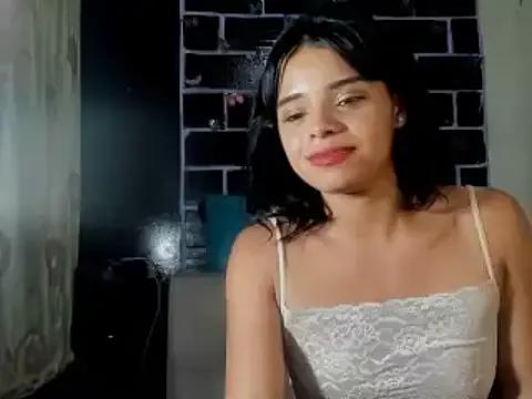 sarasandle from StripChat