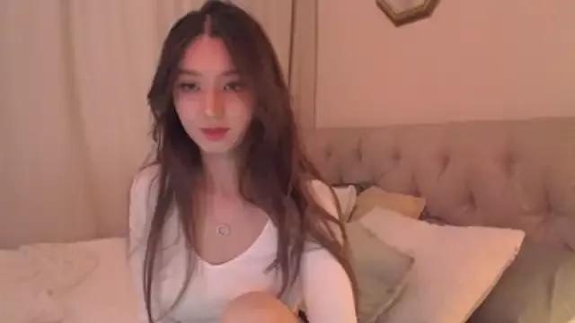 Sarasuo1 from StripChat