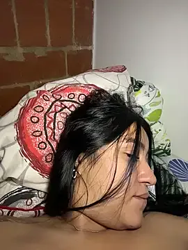 Saray_lo from StripChat is Freechat