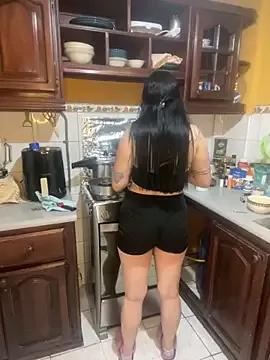 saraycat_ from StripChat is Freechat